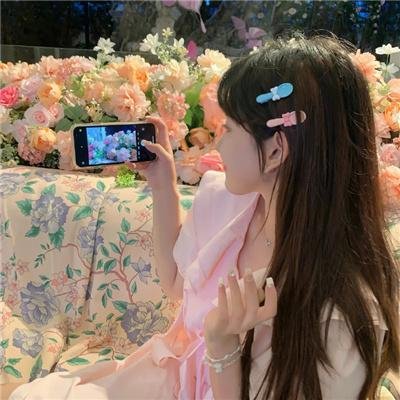 《我和精神小妹同居》角色 阿染